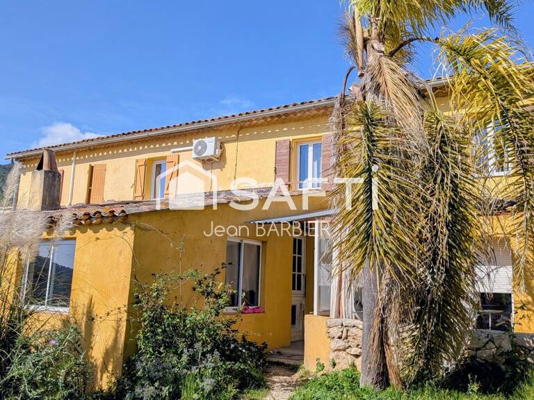 Vous adorez la nature, a dix minutes du port et au coeur de la campagne Sanaryenne, dans le secteur très recherché du Lancon,charmante batisse de 163m²habitable.. — photo 1