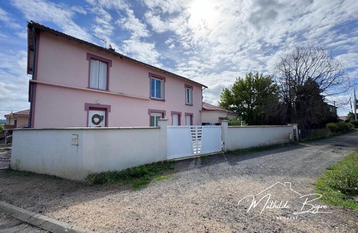 À découvrir à CHARBONNIER ensemble immobilier locatif — photo 2