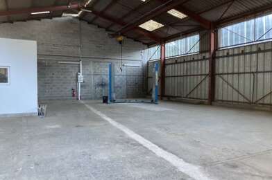 Commerce  381600 €