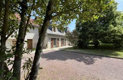 Maison en pierre de 10 pièces principales — photo du bien