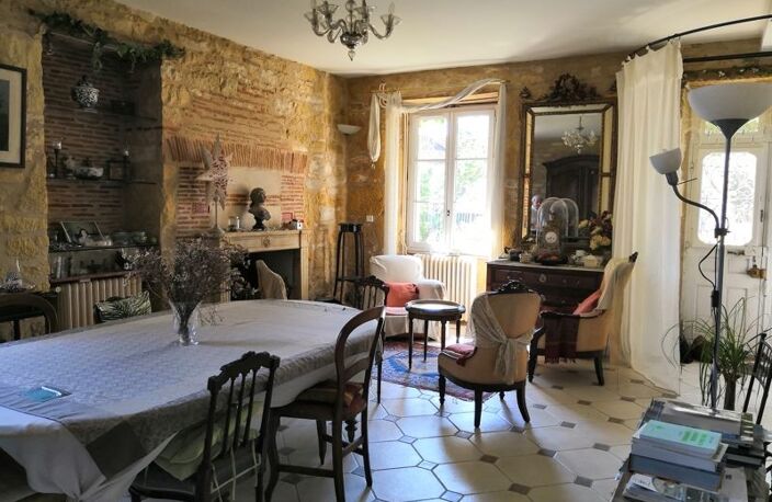 Maison de ville de 8 pièces principales — photo 3