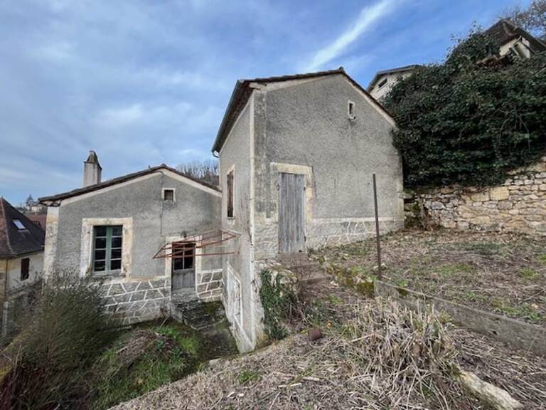 Maison en pierre de 3 pièces principales — photo 1