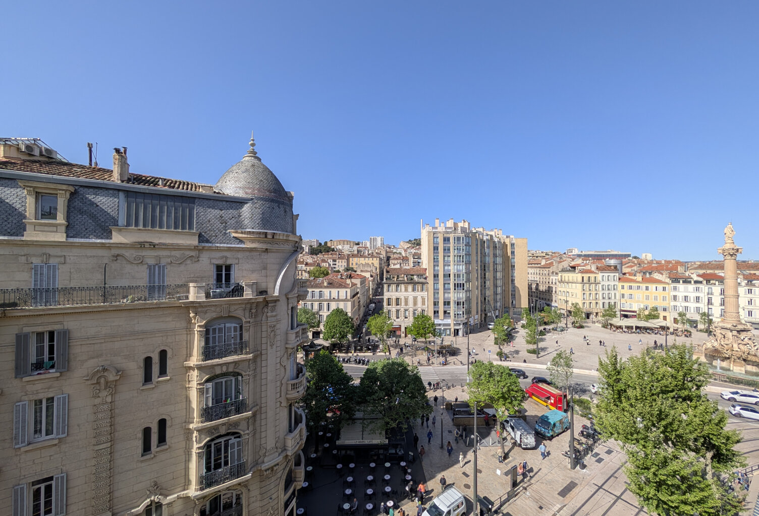 Marseille 13006   Castellane   T4 114 m2 + Terrasse   Étage élevé — photo 1
