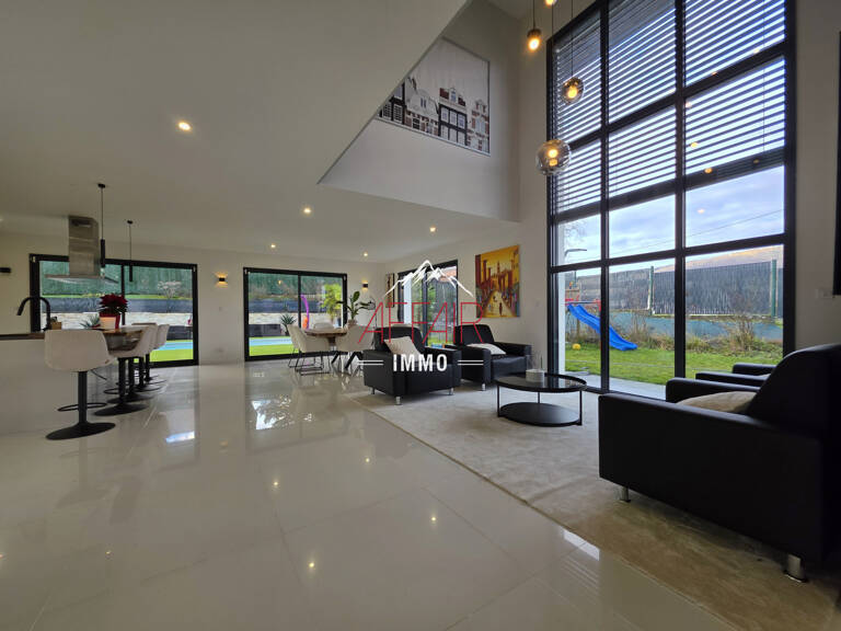 MAISON 235 M2 - 74930 REIGNIER ESERY — photo 1