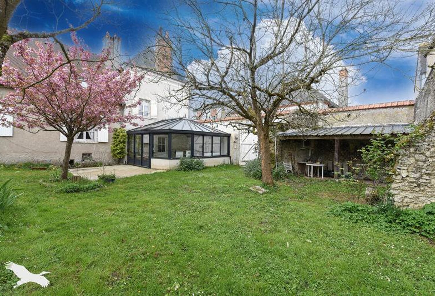 Maison en pierre de 14 pièces principales — photo 1
