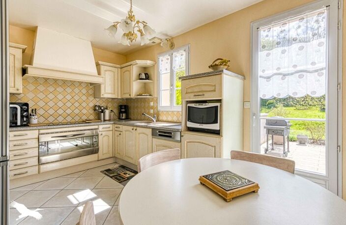 Vente maison 7 pièces 185 m² Presles (95590) — photo 3