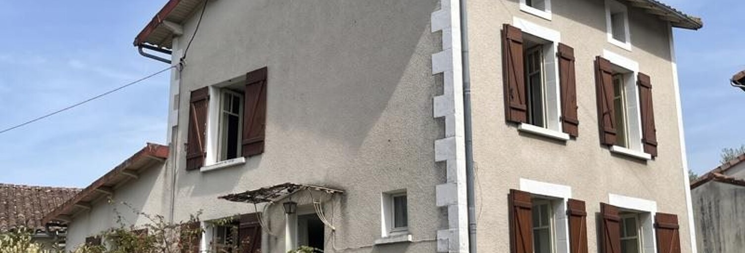 Maison 5 Pièces 83 m² à vendre à Chabanais (16150)