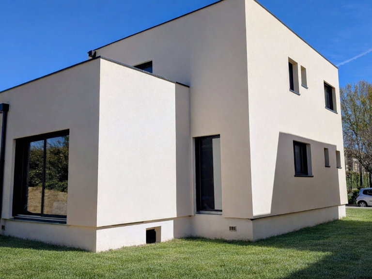Nîmes, Maison ossature Bois, quartier Haute Magaille, place du Cardinal — photo 1