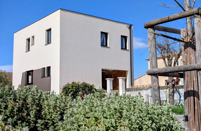 Nîmes, Maison ossature Bois, quartier Haute Magaille, place du Cardinal — photo 3