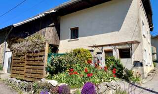 Immeuble  272 m² à vendre à Moye (74150)