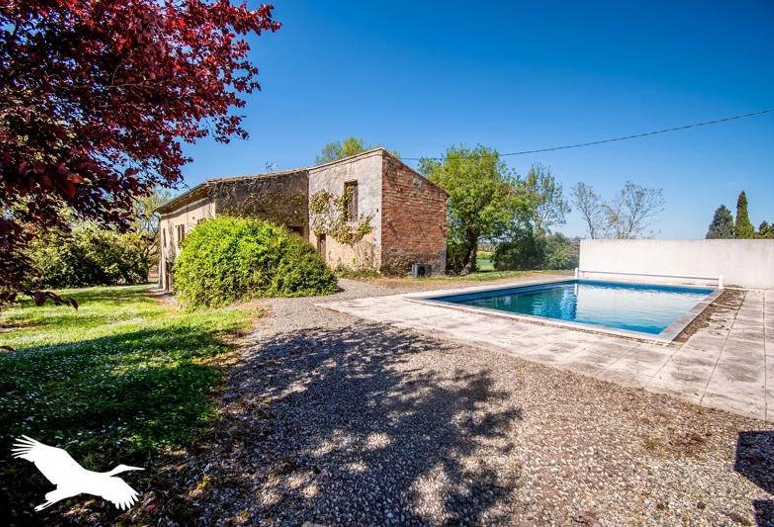 Maison en pierre de 6 pièces principales — photo 1