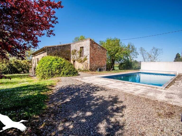 Maison en pierre de 6 pièces principales — photo 1