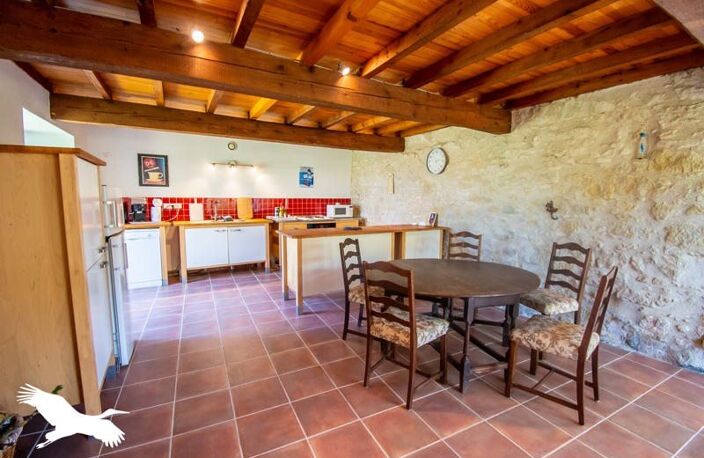 Maison en pierre de 6 pièces principales — photo 2
