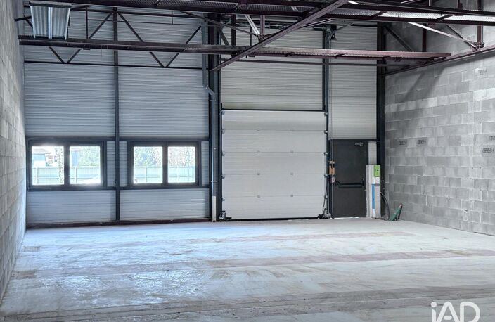 Vente Local d'activités 230 m&sup2; — photo 3