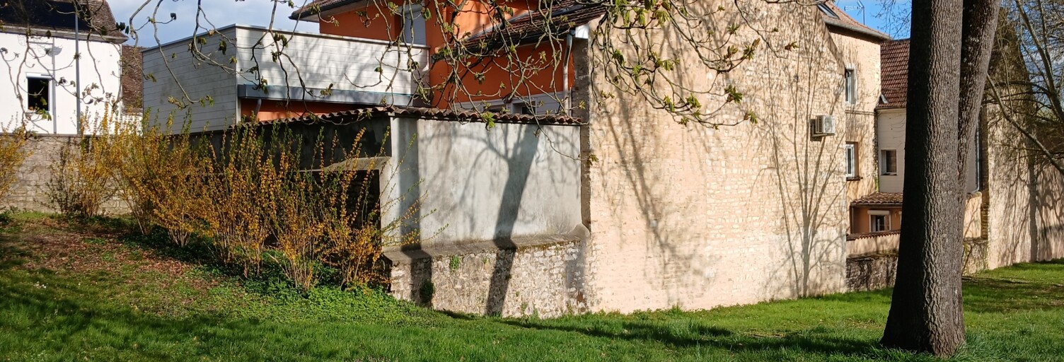 Immeuble  140 m² à vendre à Champforgeuil (71530)