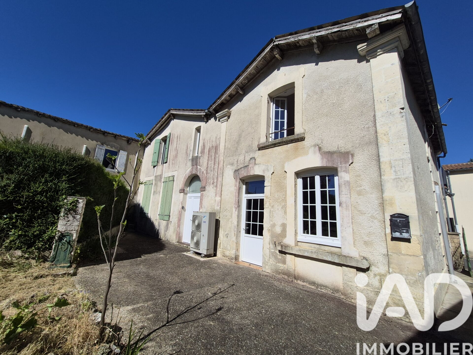 Vente Maison/villa 8 pièces - Photo 2