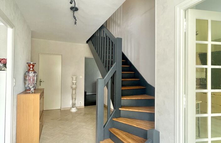 Vente Maison traditionnelle 7 pièces — photo 4