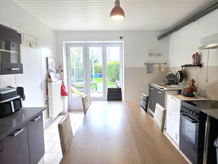 Vente Maison/villa 8 pièces — photo 1