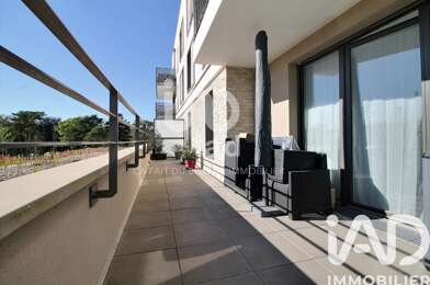 Appartement 3 pièces 240000 €