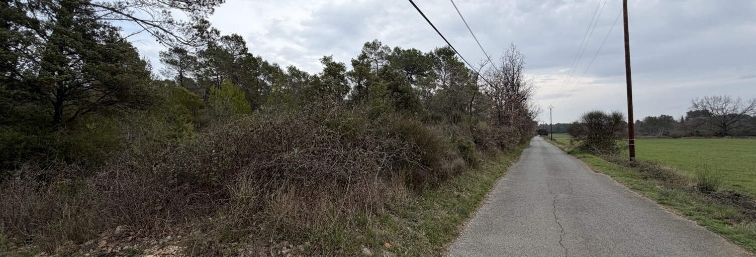 Terrain  19895 m² à vendre à Tourrettes (83440)