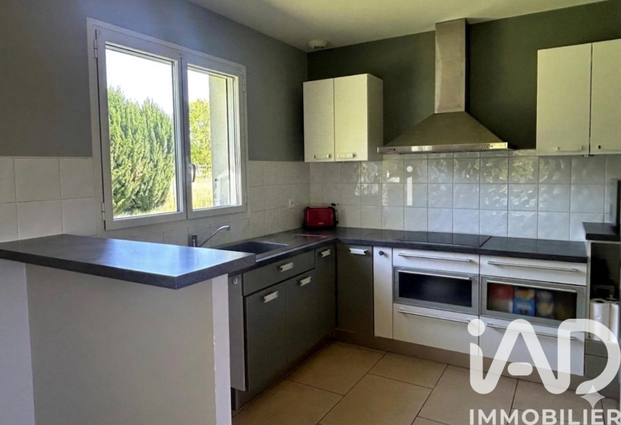 Vente Maison/villa 5 pièces - Photo 3