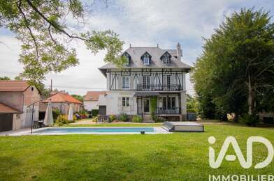 Maison 9 pièces 544000 €