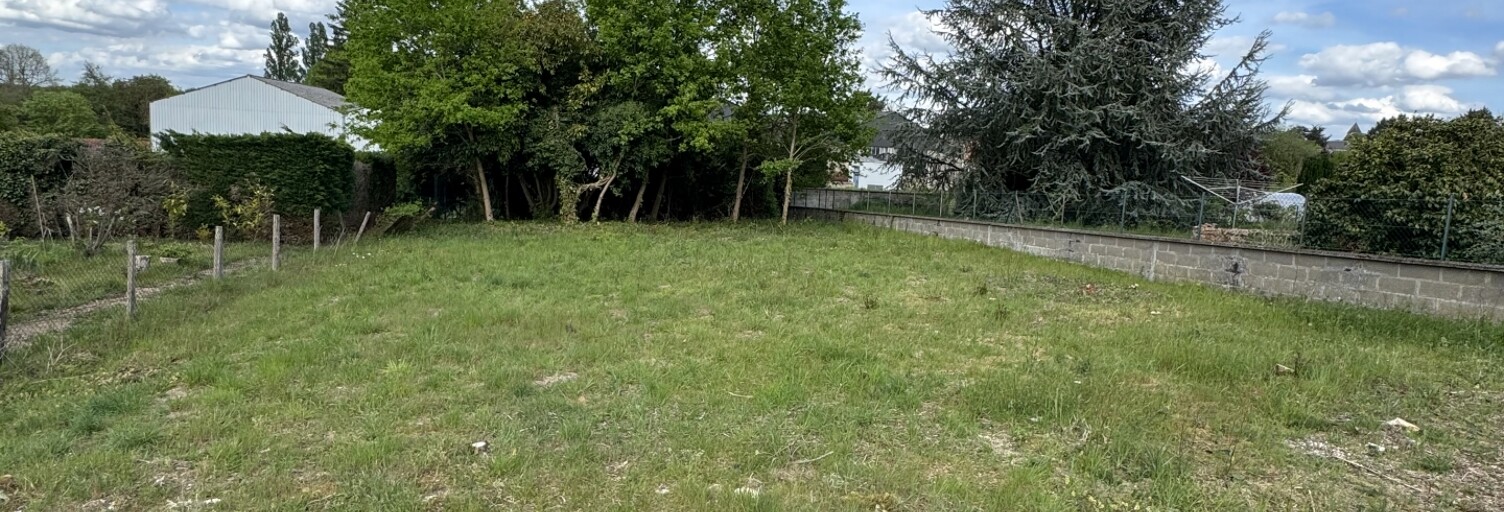 Terrain  980 m² à vendre à Seiches-sur-le-Loir (49140)