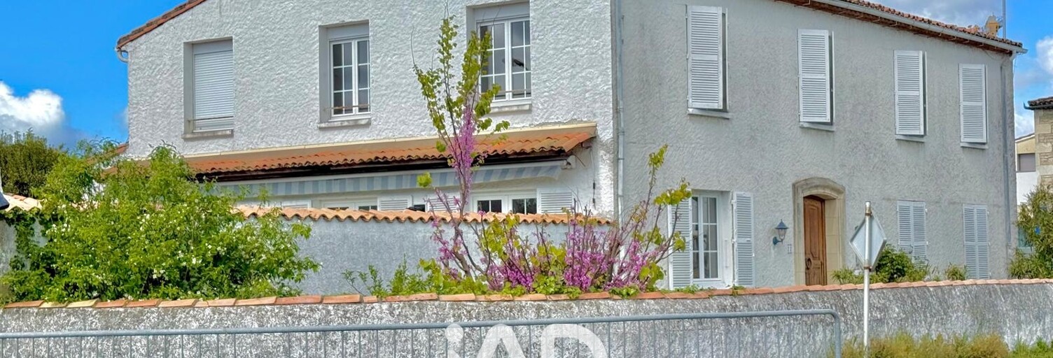 Maison 12 Pièces 254 m² à vendre à Saujon (17600)