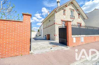 Maison 5 pièces 379000 €