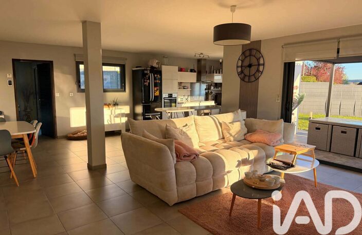 Vente Maison/villa 5 pièces — photo 3