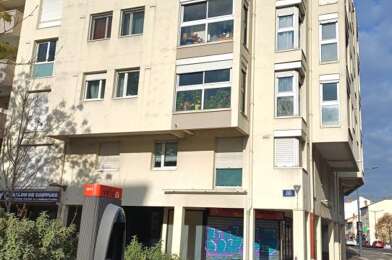 Appartement 4 pièces 210000 €