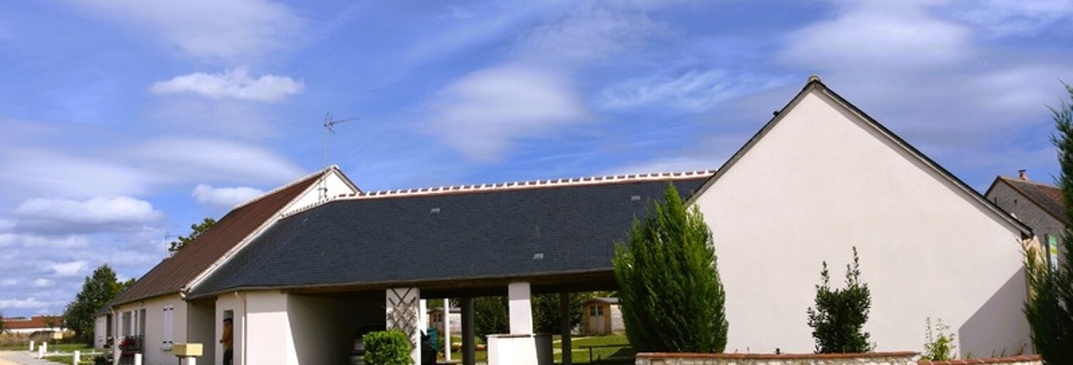 Immeuble  401 m² à vendre à La Celle-Saint-Avant (37160)