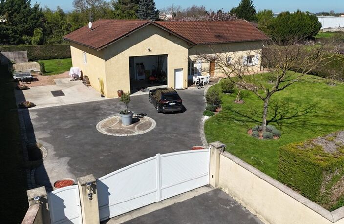 Maison 135 m2 habitable sur 2000 m2 de terrain clos avec grand garage — photo 4