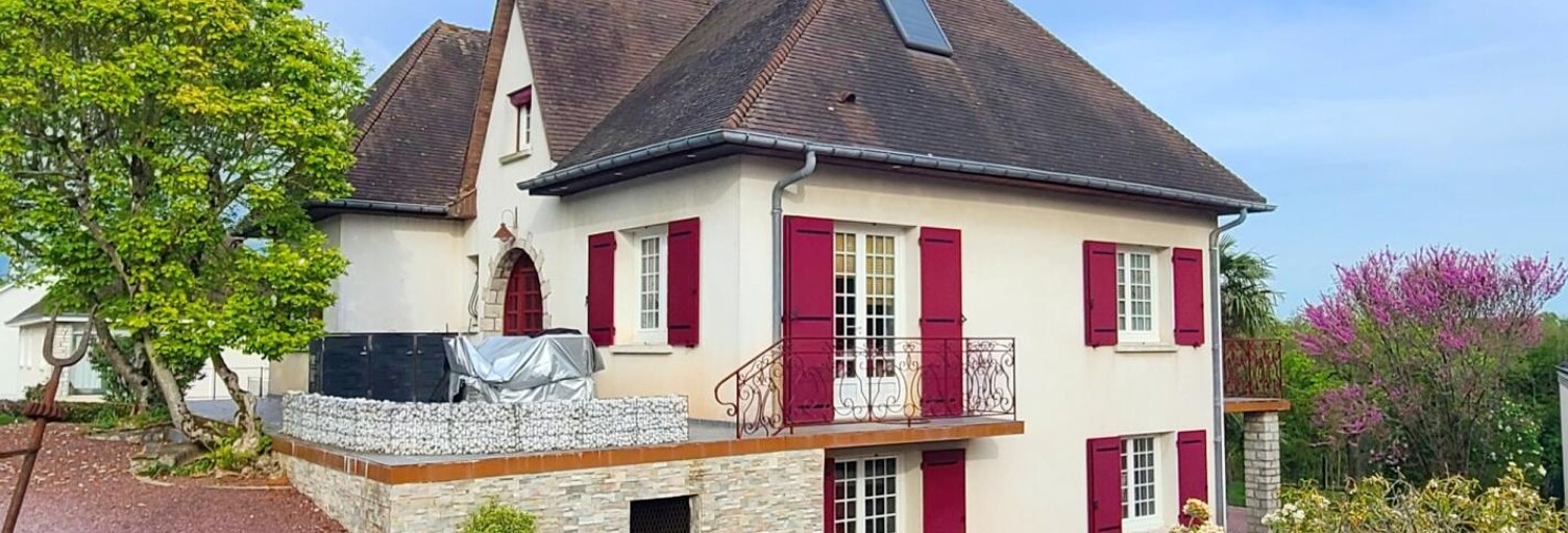 Maison 10 Pièces 230 m² à vendre à Bonneval (28800)