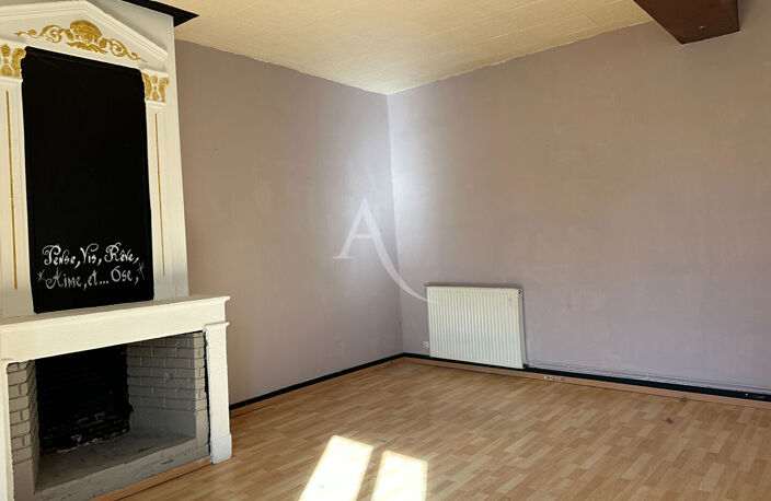 Apprt T2/Plateau à rénover1er étage sur Cour — photo 3