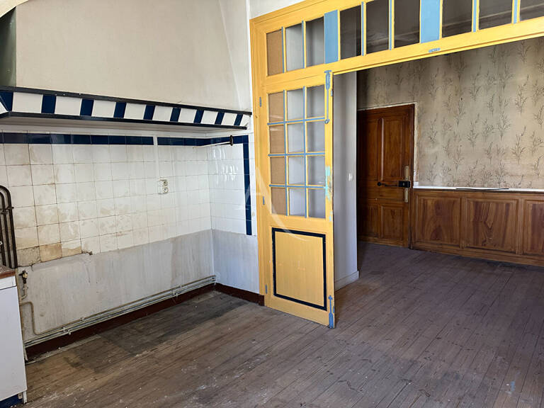 Appartement/Plateau à rénover  1er étage sur Rue — photo 1