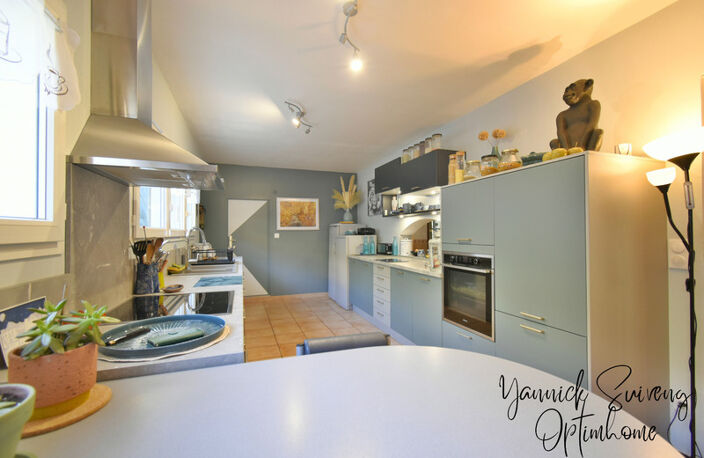 PROPRIÉTÉ DE 358 M² + DÉPENDANCE - ARLES SUR TECH (66150) — photo 4