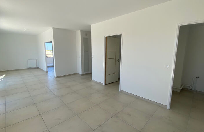 Appartement neuf T4 à Montpellier, ZAC CITE CREATIVE. — photo 2