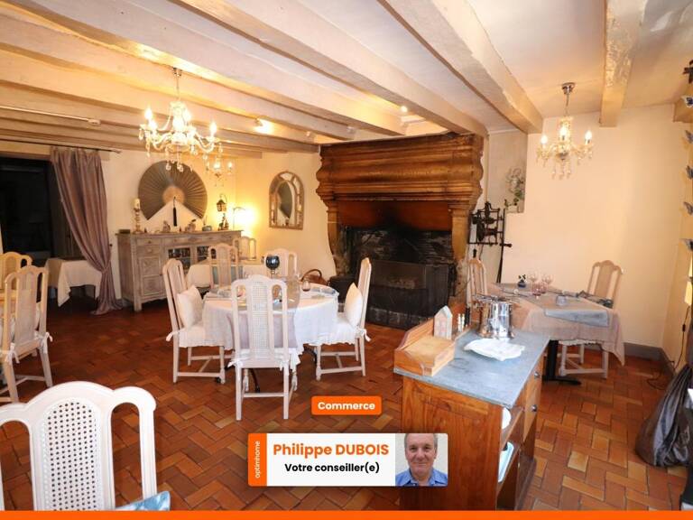 SUPERBE HOTEL RESTAURANT LOGIS DE FRANCE  A VENDRE LOCALISATION SECTEUR LUSIGNAN (86) — photo 1