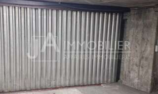 Garage   m² à louer à Nice (06100)