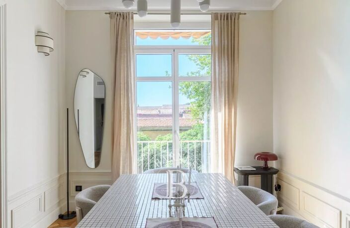 Appartement d'architecte - 13008 Marseille - Coeur carré d'or - — photo 2