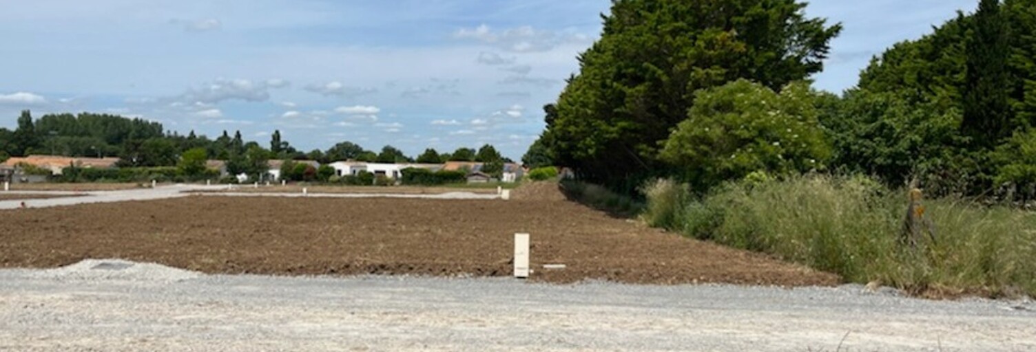 Terrain  352 m² à vendre à Bourgneuf (17220)