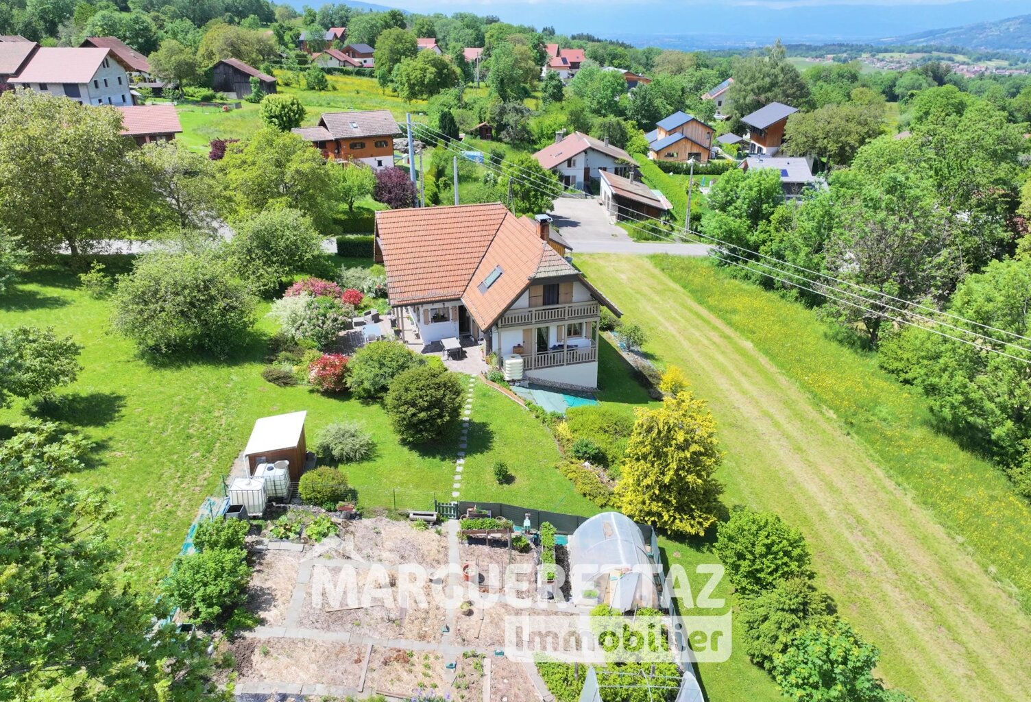Vue Môle pour cette belle maison cossue avec sous-sol complet, a — photo 1