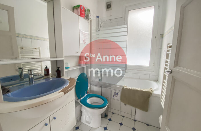 ENSEMBLE IMMOBILIER 248m2 - LOCAL COMMERCIAL - APPARTEMENT - — photo 5