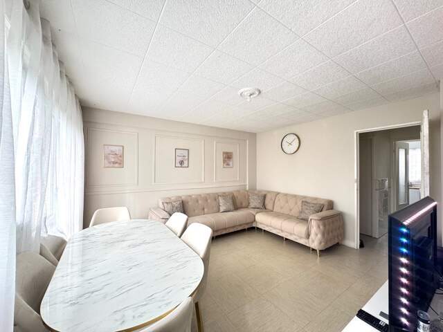 À vendre - Appartement F4 de 66,34 m2 avec une cave - Opportunité à saisir à AVON (77) — photo du bien