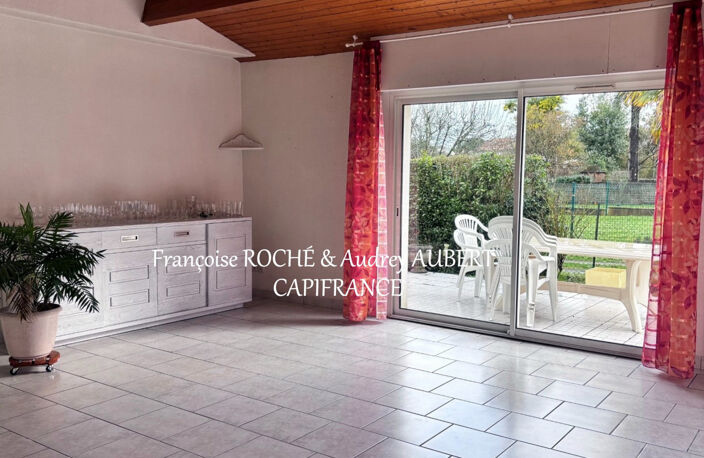 Maison 88m2 - plain-pied - 4 pièces - 3 chambres - garage - jardin clos à SAINTES (17)- Quartier La Fenètre — photo 4