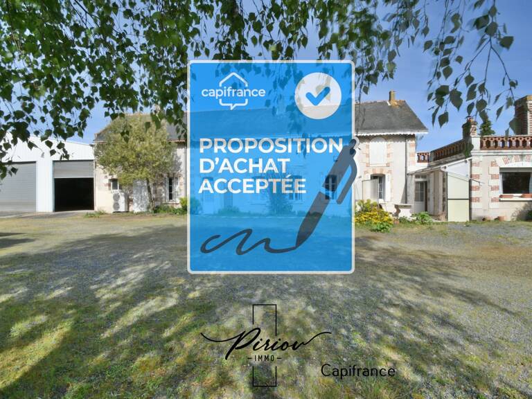 Maison 4/5 chambres - deux espaces - 2 grands hangars — photo 1