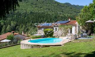 Maison 7 Pièces 140 m² à vendre à Saint-Laurent-de-Cerdans (66260)