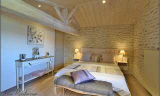 Maison 7 Pièces 200 m² à vendre à Les Brouzils (85260)