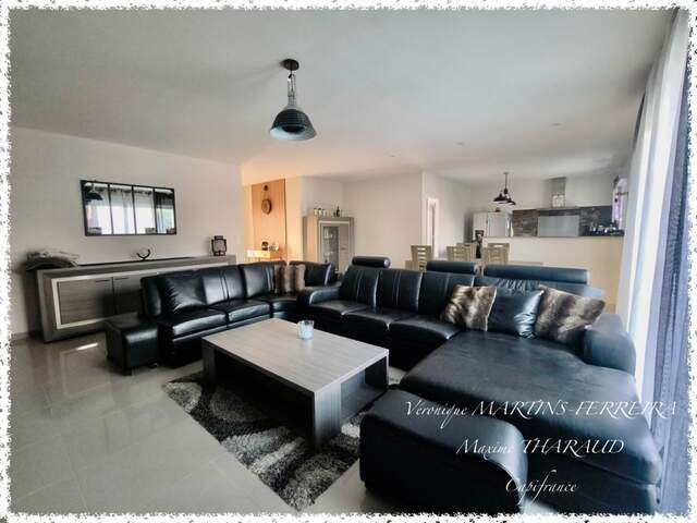 Maison plain-pied 4 chambres + piscine chauffée + dépendance 72 m² – Quincy — photo du bien